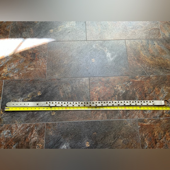 Hollister women’s leather double split studded belt silver/taupe Size M/L - Picture 7 of 8